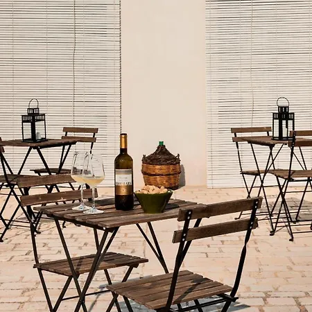 Alojamento de Acomodação e Pequeno-almoço Riofavara Winery In Val Di Noto 3*