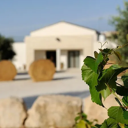 Bed & Breakfast Riofavara Winery In Val Di Noto